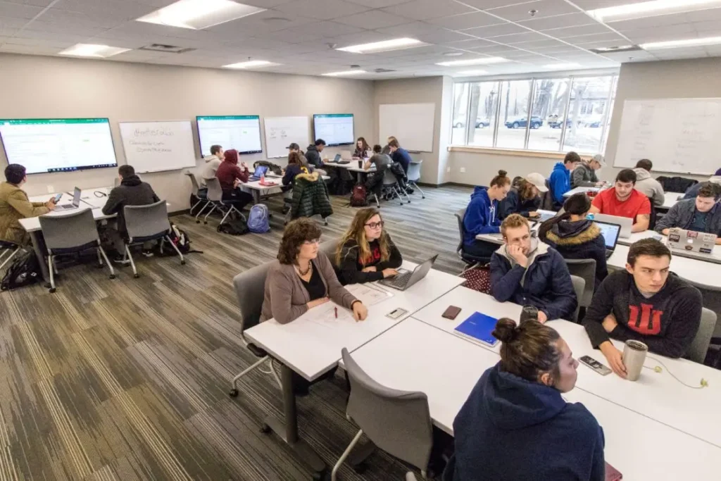 Complete Guide to Study Computer Engineering at ITU study in turkey